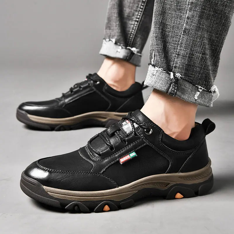 AliExpress men's casual outdoor sneakers in black with sturdy soles and lace-up design